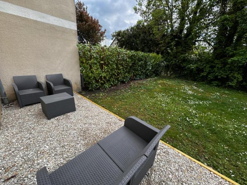 Le Jardin Des Charmilles - Proche Hypercentre Apartment Troyes Exterior photo