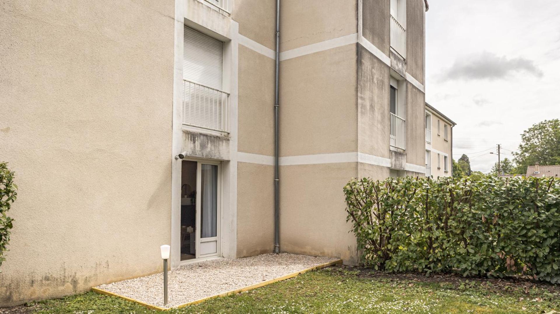 Le Jardin Des Charmilles - Proche Hypercentre Apartment Troyes Exterior photo